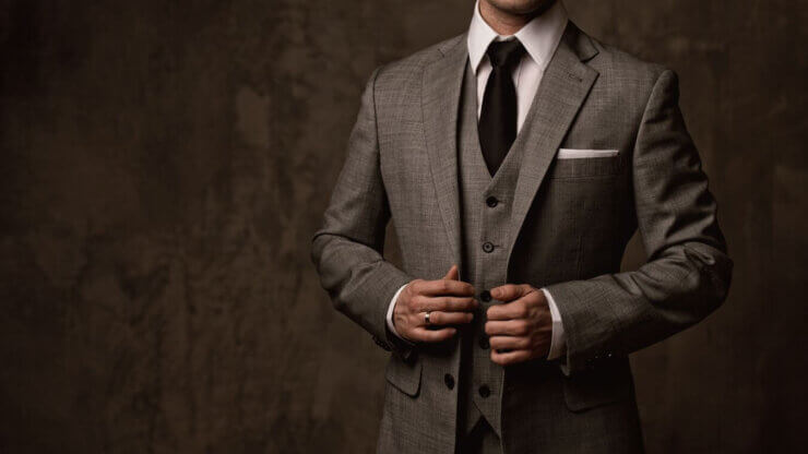 The Art of Bespoke Suits in Dubai: Where Craftsmanship Meets Style